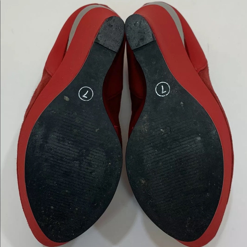 Two Lips Rapture Suede Platform Wedges - Picture 10 of 12